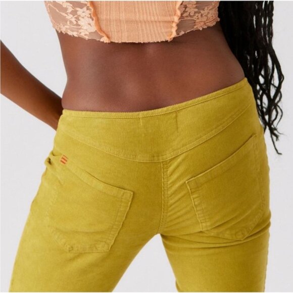 Urban Outfitters BDG Elodie Slim Corduroy Pants New 28 Waist Pea Green 70s Retro - Picture 6 of 10